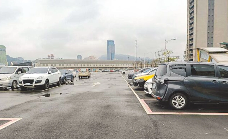 基隆過夜停車場
