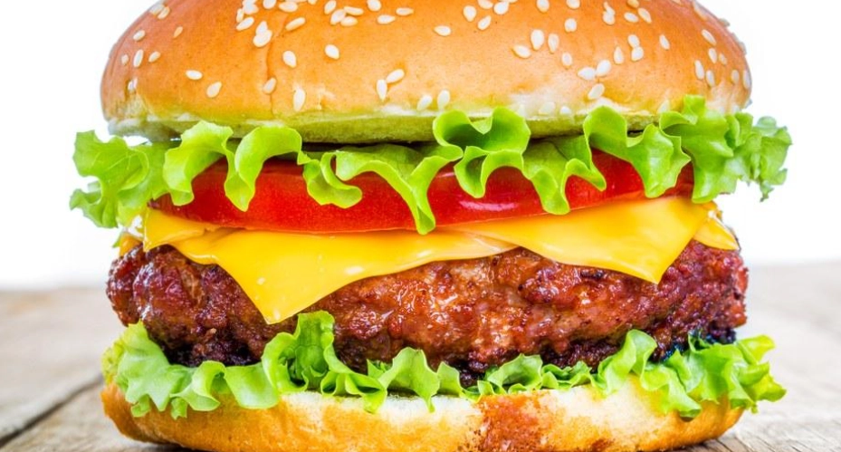 麥當勞減肥午餐怎麼吃？營養師教你5大點餐技巧與熱量控制指南