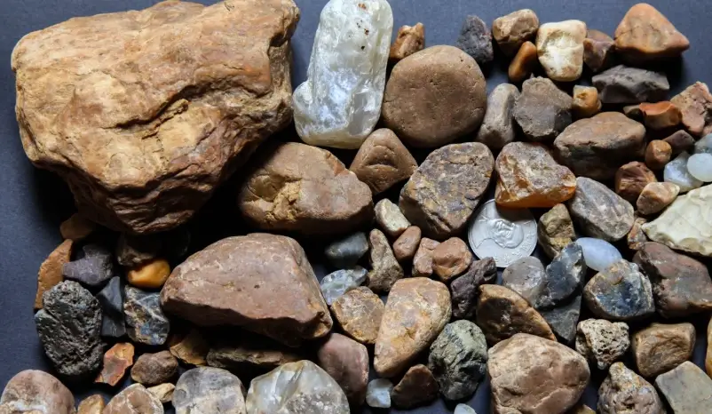 撿石頭注意事項