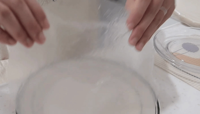 越南春捲皮泡水