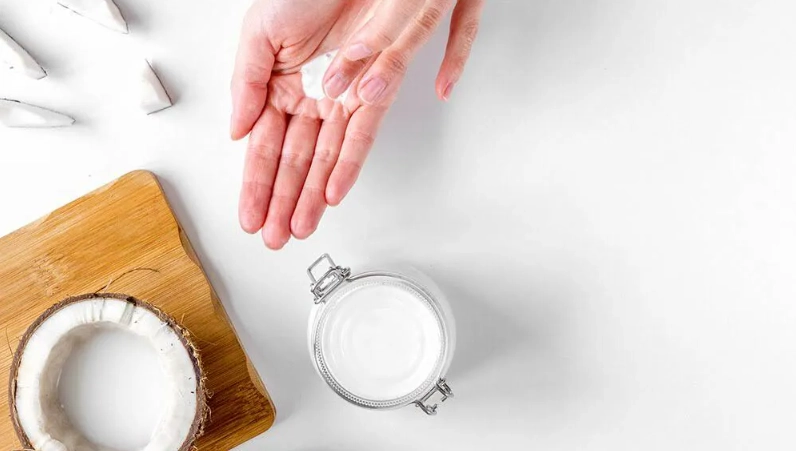 椰子油護髮方法