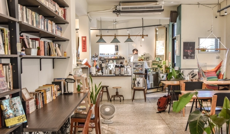 台南 咖啡廳 插座多 台南 咖啡廳 插座多