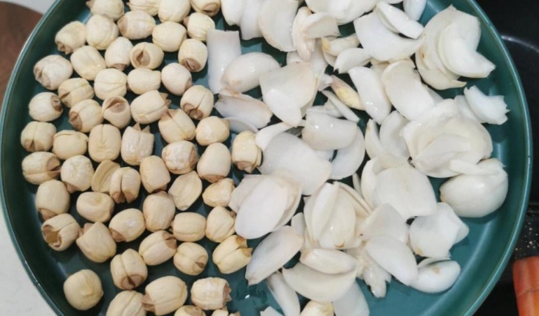 蓮子百合禁忌 蓮子百合禁忌