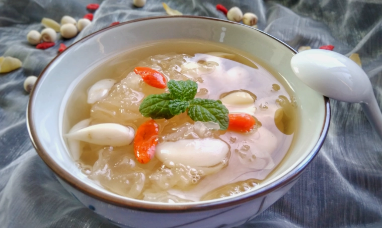 蓮子百合湯 蓮子百合湯