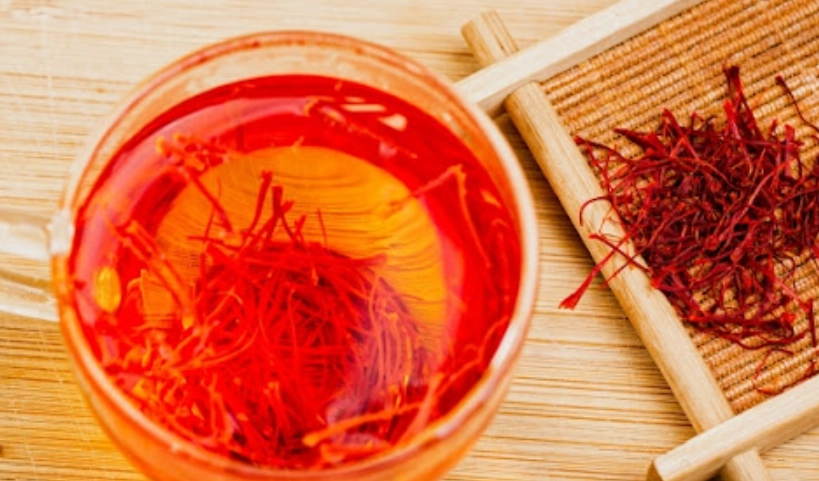 藏紅花熱水泡
