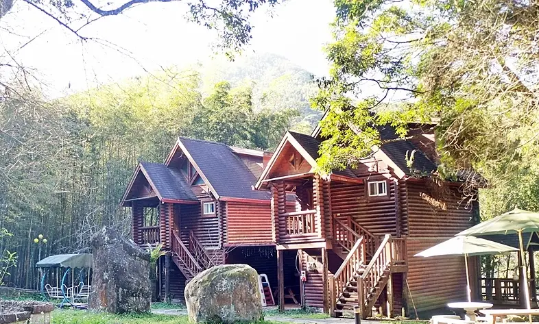 溪頭森林遊樂區小木屋