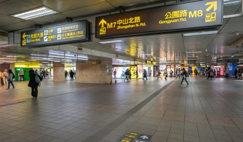 桃園機捷怎麼玩