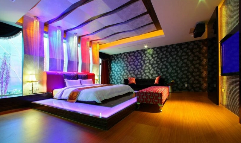 后里汽車旅館休息