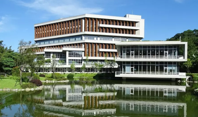 台北學生情侶室內約會地點全攻略：浪漫避雨與創意去處