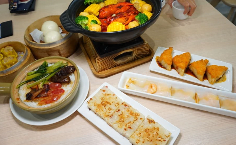 麗寶美食廣場 麗寶美食廣場