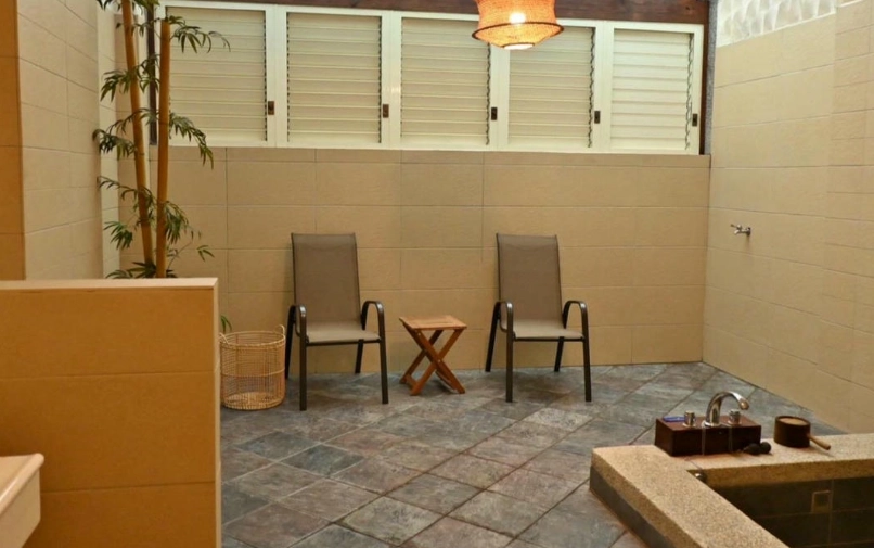 新月塢溫泉住宿