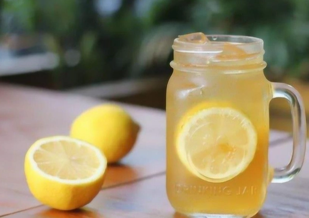 自製檸檬水 自製檸檬水