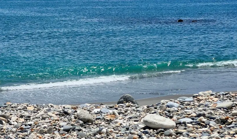 花蓮海邊撿石頭 花蓮海邊撿石頭