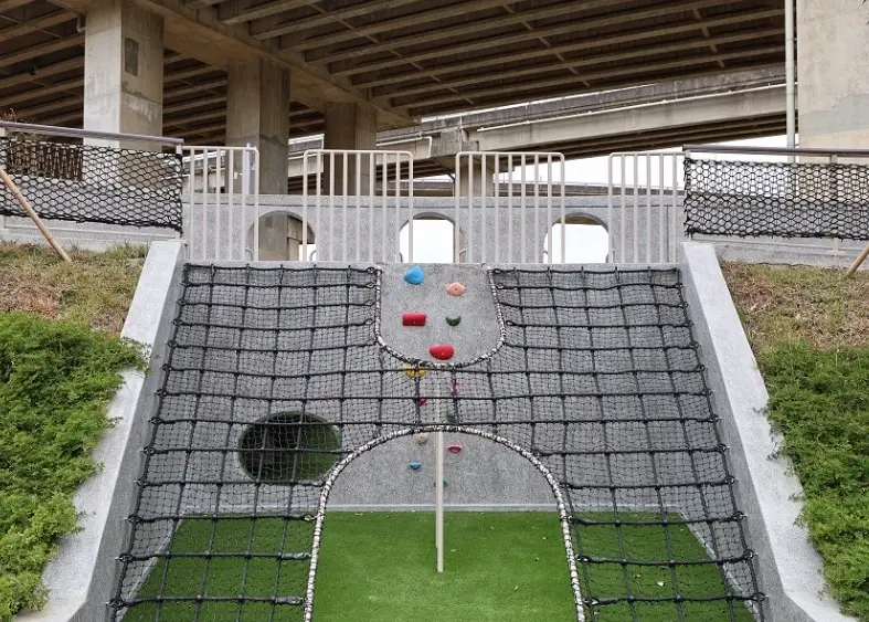 雨天遛狗去處 雨天遛狗去處