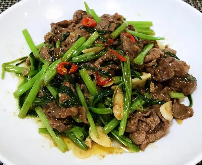 沙茶醬炒牛肉