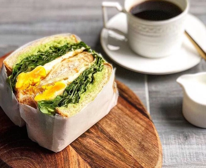 酪梨蛋沙拉三明治餐廳