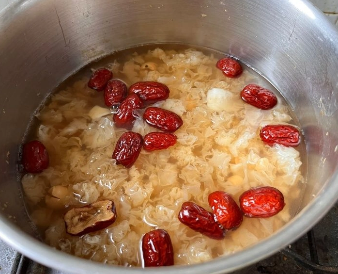 百合紅棗湯 百合紅棗湯