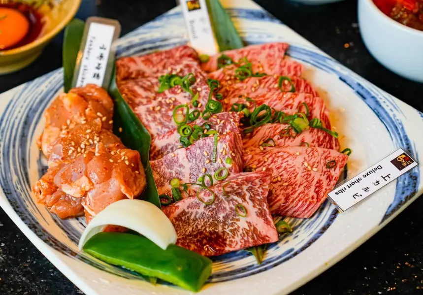 沖繩縣廳前餐廳