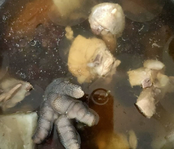 黑棗雞湯食譜