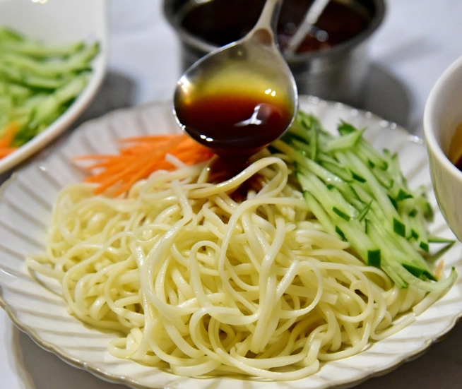 台北麻辣涼麵