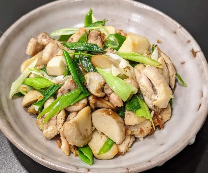 蒜炒雞腿肉做法 蒜炒雞腿肉做法
