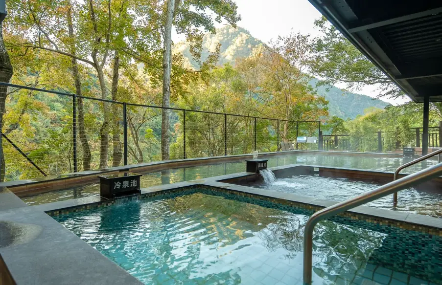 泰安溫泉 純泡湯