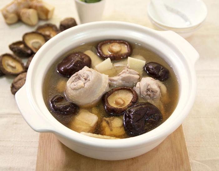 電鍋雞湯