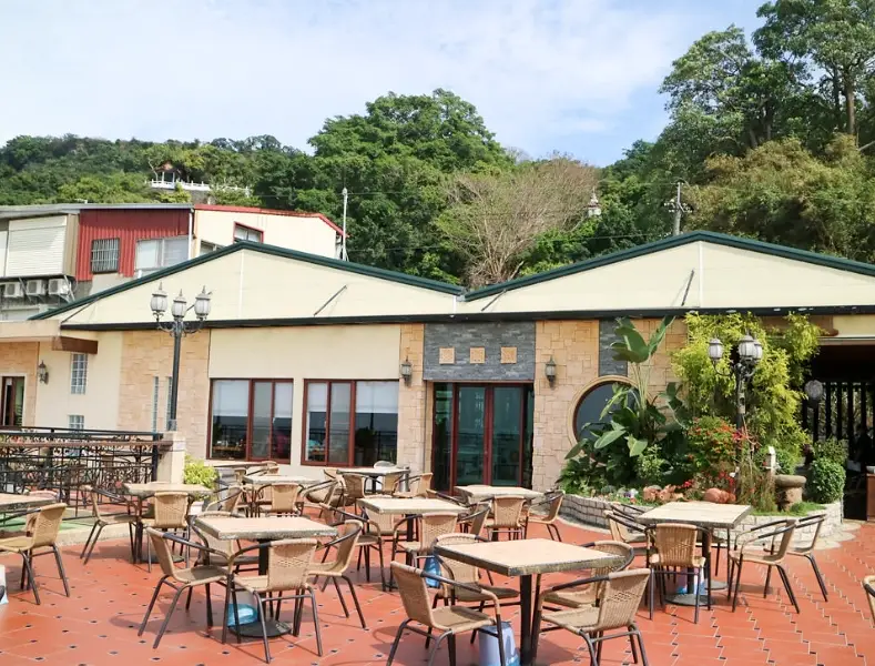 大崗山泡茶吃雞全攻略：在地人帶路！茶香雞嫩夜景美一次滿足
