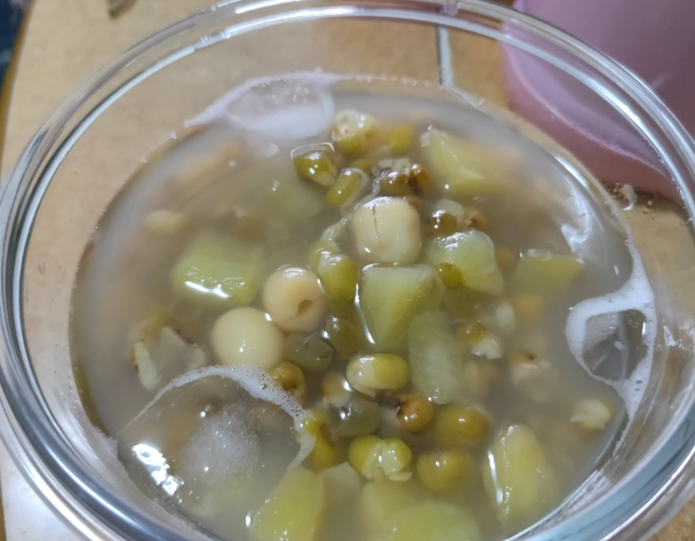 蓮子心功效