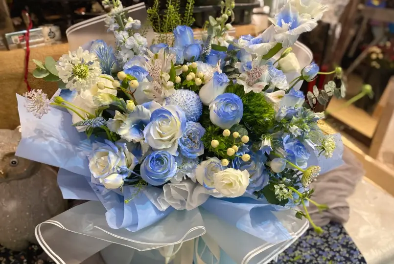 三朵玫瑰代表什麼