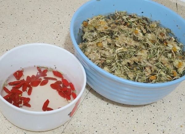 菊花金銀花煲湯時間 菊花金銀花煲湯時間