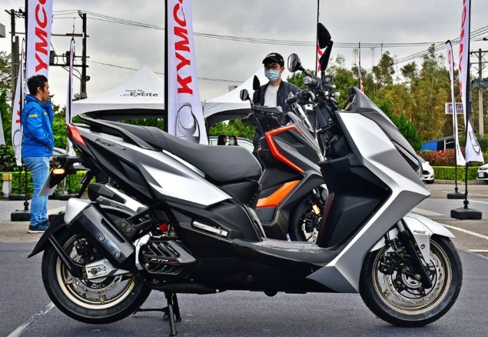 白牌機車環島 白牌機車環島