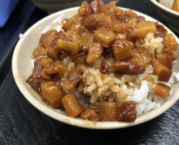 滷肉飯 魯肉飯 差別