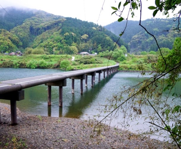 台灣沉下橋 台灣沉下橋