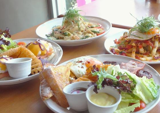 高雄久坐咖啡廳