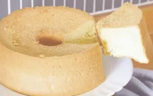 戚風蛋糕頂部凸起