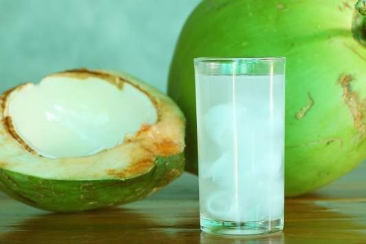 椰子水功效