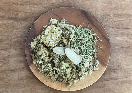 銀菊露痘痘治療