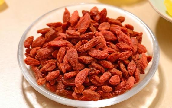 人參加枸杞功效