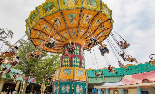 麗寶樂園夜間遊玩 麗寶樂園夜間遊玩