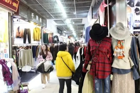 深圳批發衣服 深圳批發衣服