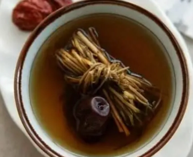 雞骨草涼茶好處 雞骨草涼茶好處