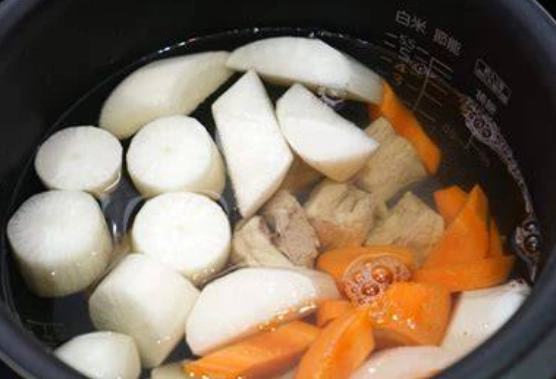 電鍋蘿蔔湯食譜 電鍋蘿蔔湯食譜