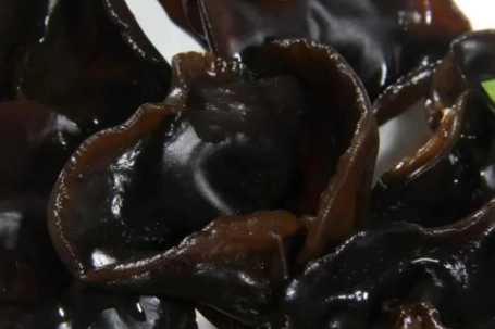 黑木耳晚上不能吃 黑木耳晚上不能吃