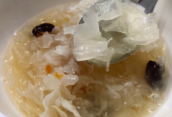 白木耳甜湯做法 白木耳甜湯做法
