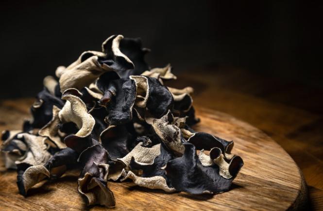黑木耳清肺功效 黑木耳清肺功效