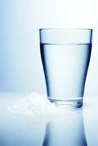 飲用鹽水健康 飲用鹽水健康