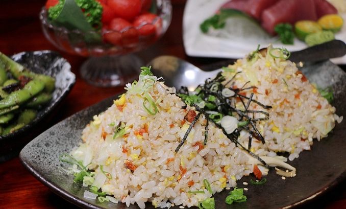 昆陽站美食 昆陽站美食