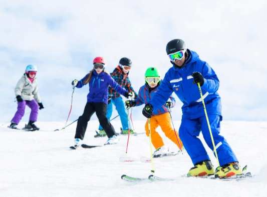 北海道滑雪課程 北海道滑雪課程