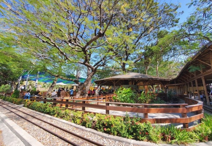 高雄必去景點 高雄必去景點